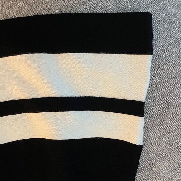 MO&Co. Sleeveless One-piece Dress - Picture 7 of 8